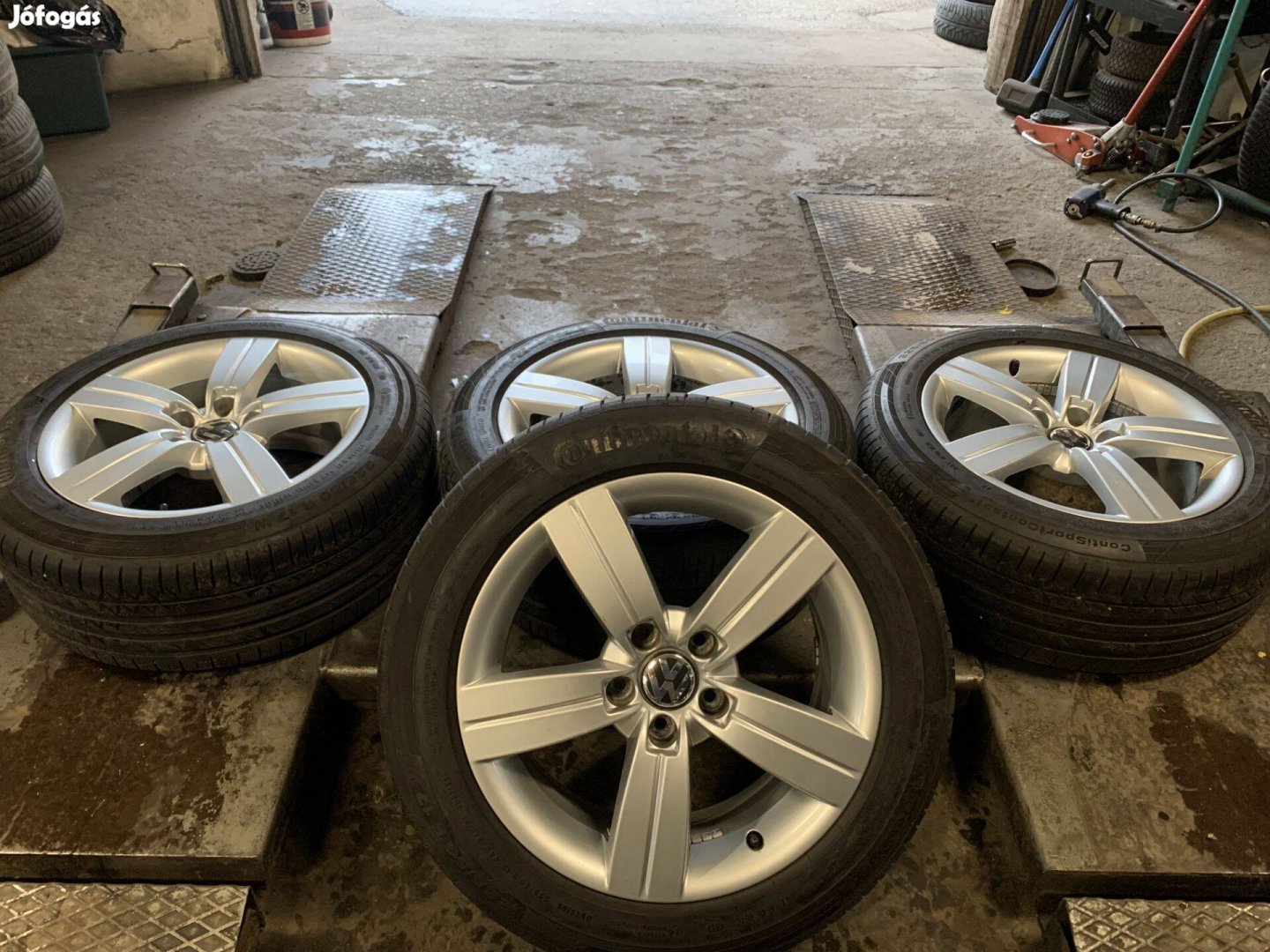 Volkswagen 17 Gyári Alufelni 5x112 ET47 VW