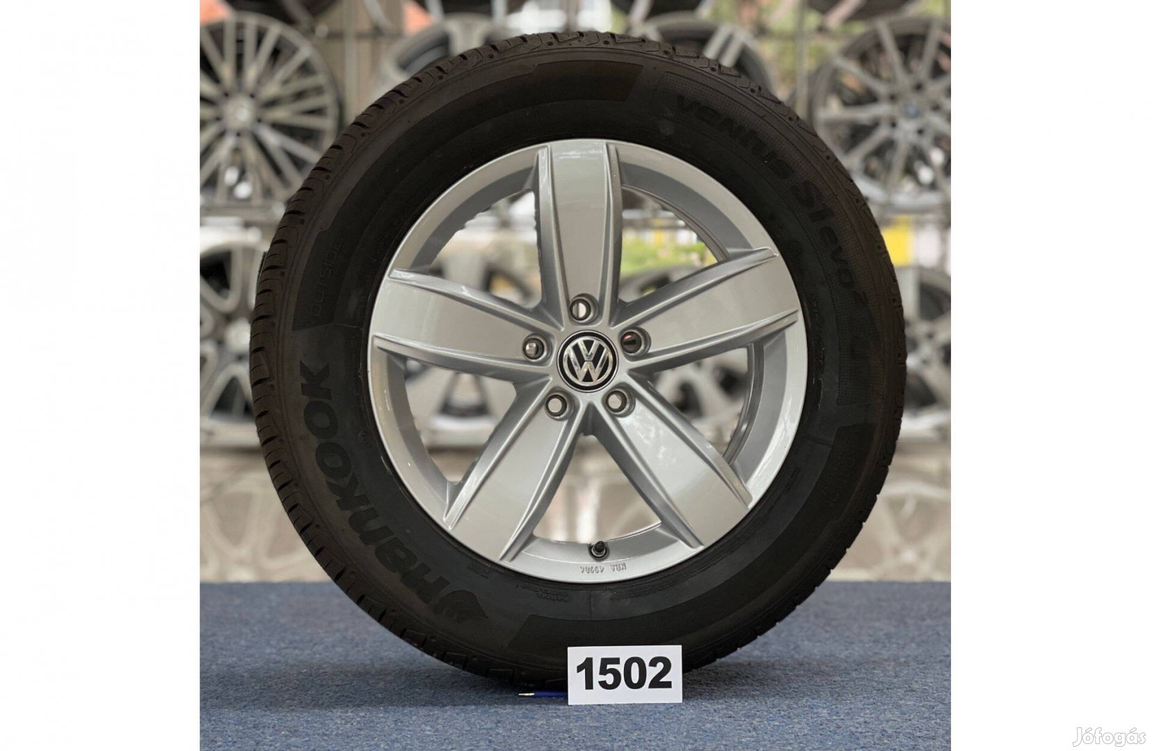 Volkswagen 17 gyári alufelni felni, 5x112, 215/55 nyári, Passat (1502)