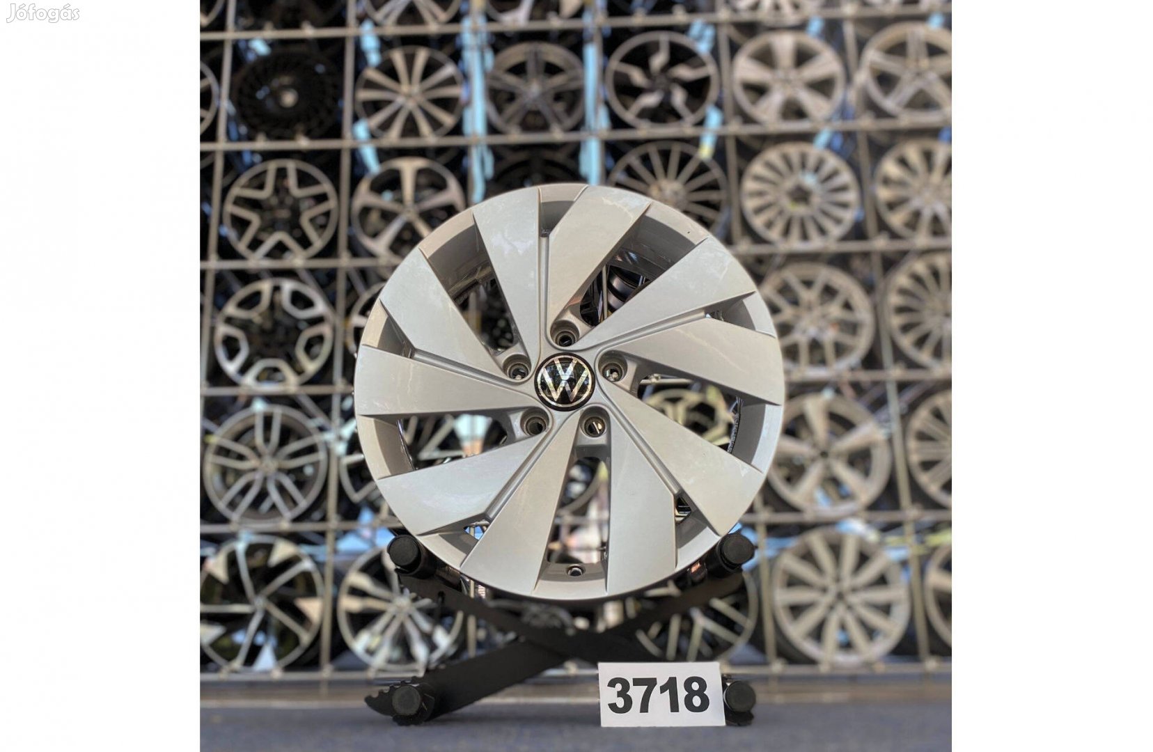Volkswagen 17 gyári alufelnin felni, 5x112, Golf Caddy Touran (3718)