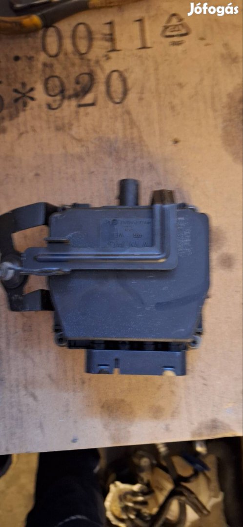 Volkswagen 1.9-2.0 pdtdi központi vákuum szelep
