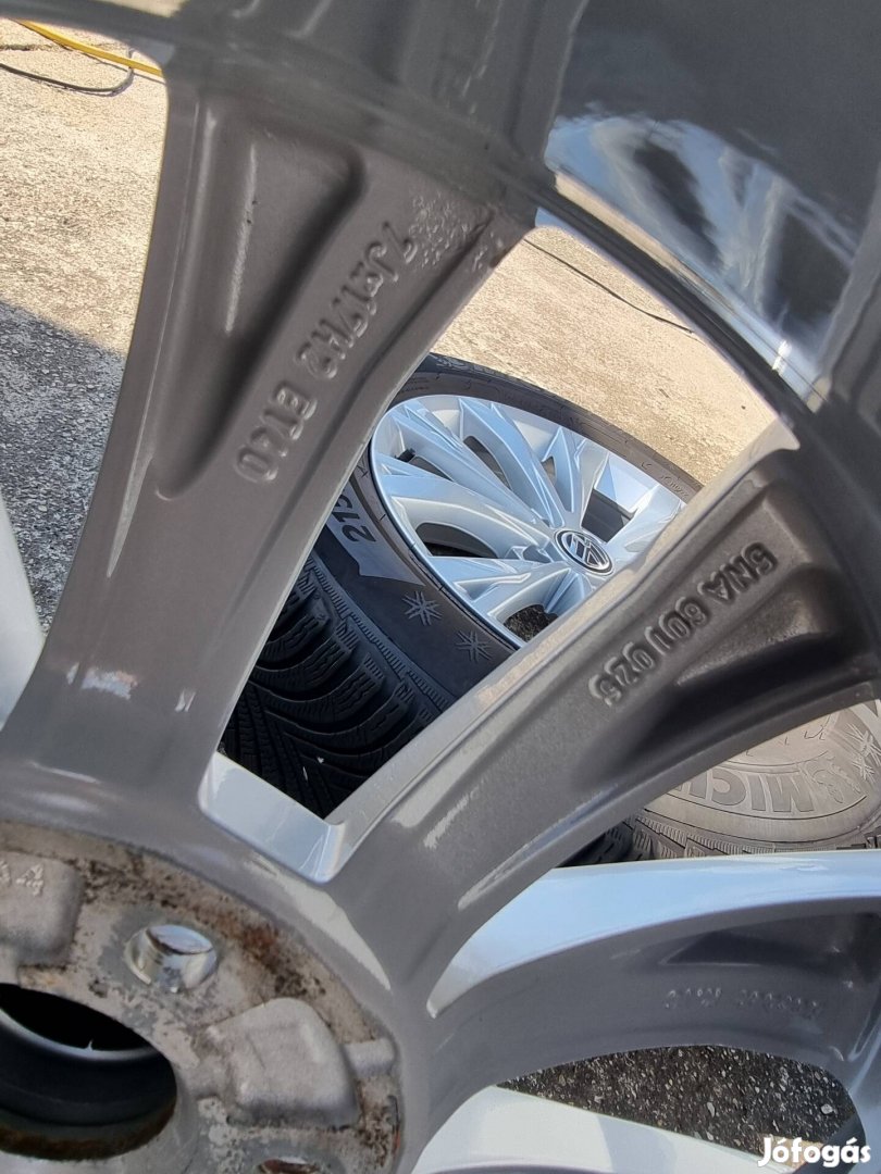 Volkswagen 5x112es 17"-os alufelni szett 
