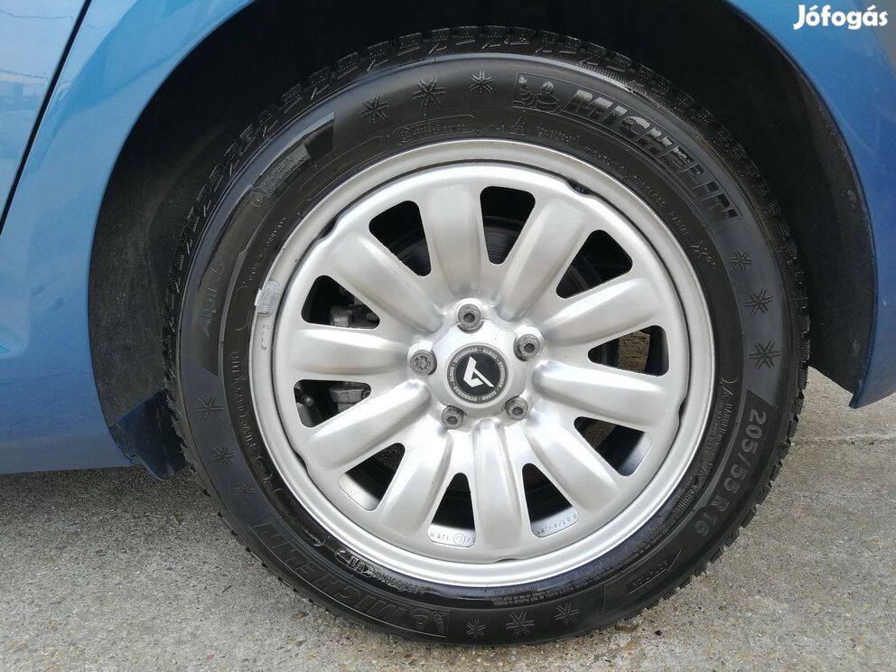 Volkswagen 6.5x16", 5x112 lemez felni téli gumi szett eladó