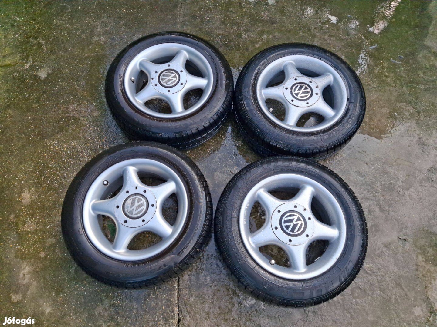 Volkswagen Alufelni nyári gumikkal