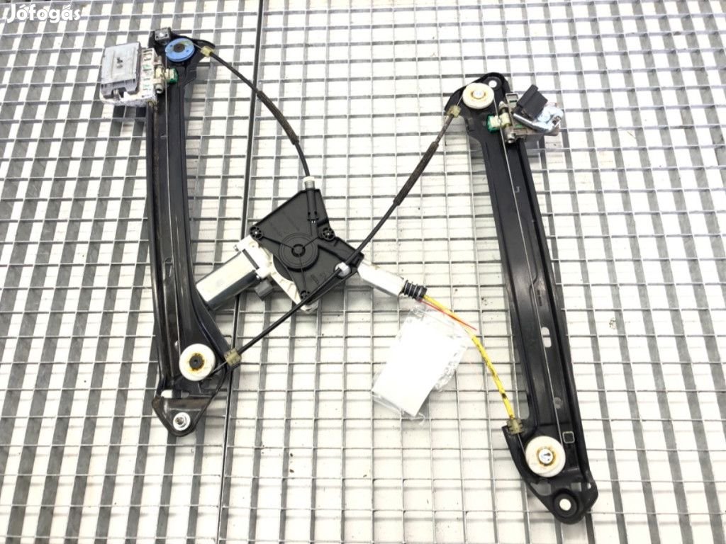 Volkswagen Arteon jobb első elektromos ablakemelő 3G8837462A
