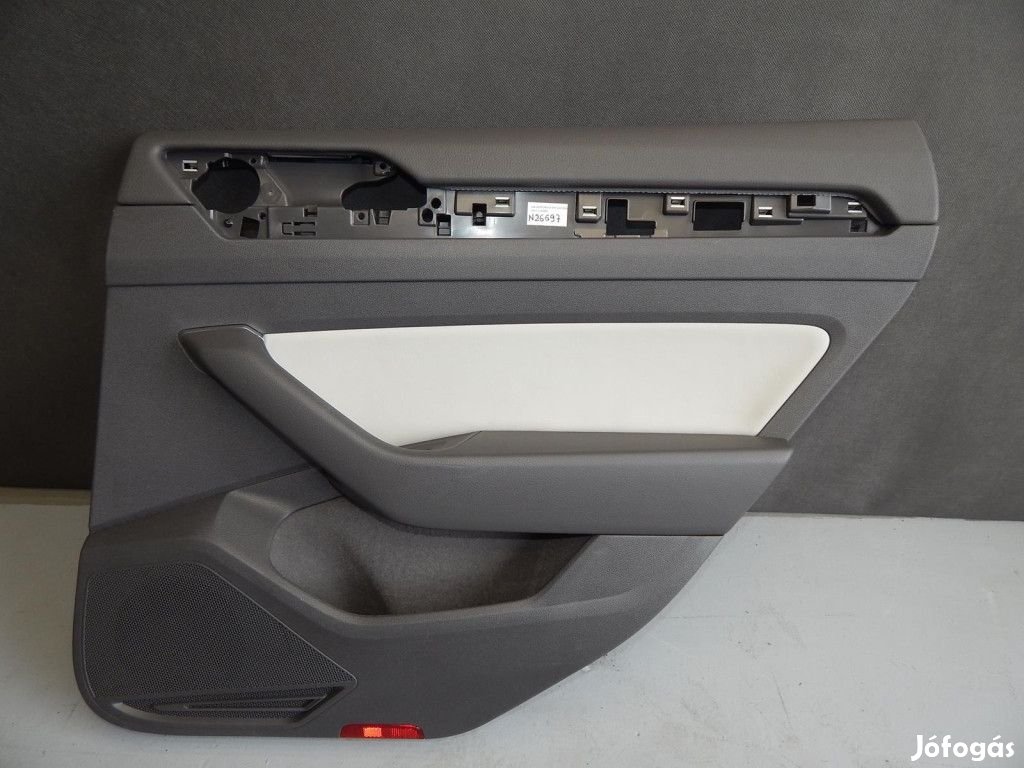 Volkswagen Arteon jobb hátsó ajtókárpit 3G8867212