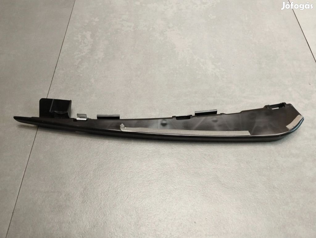 Volkswagen Arteon jobb hátsó kédergumi tartó 3G8839152B