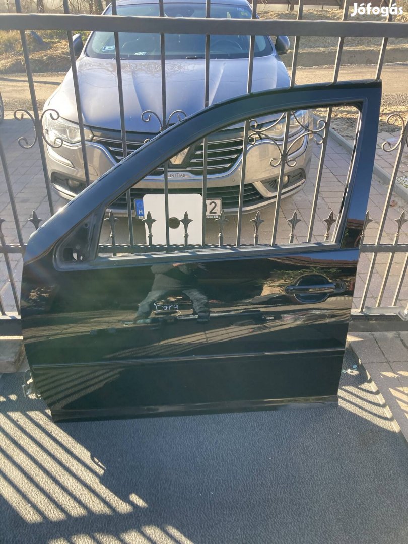 Volkswagen Bora bal első ajtó szép állapotban