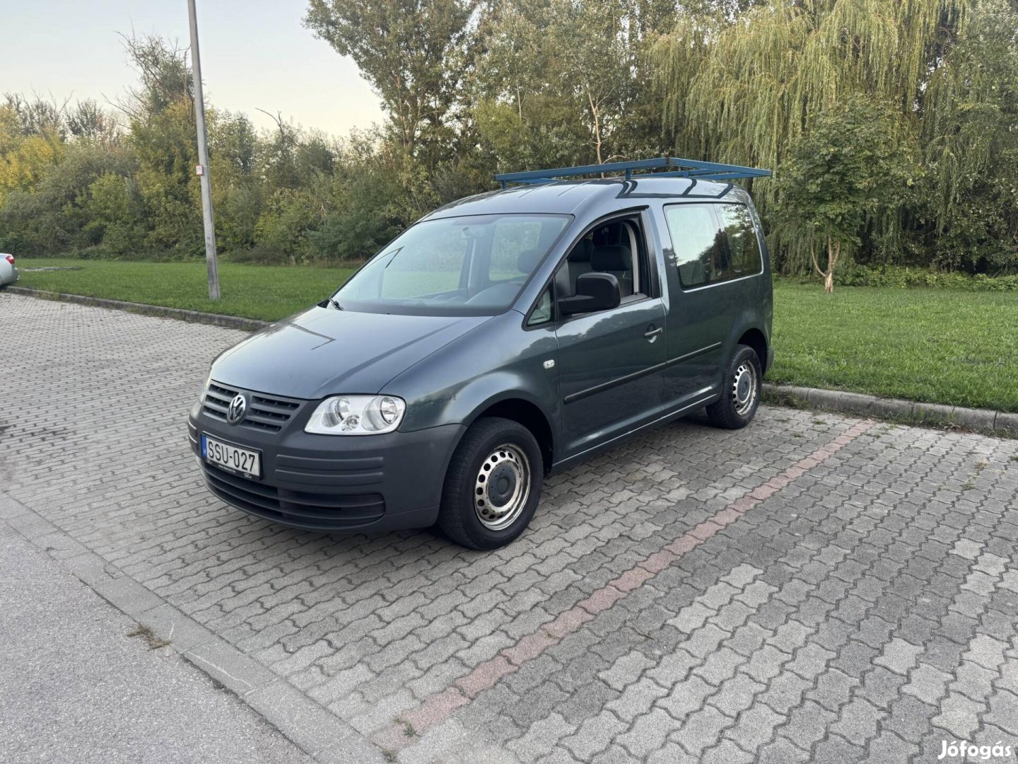 Volkswagen Caddy 1.6 7 személyes