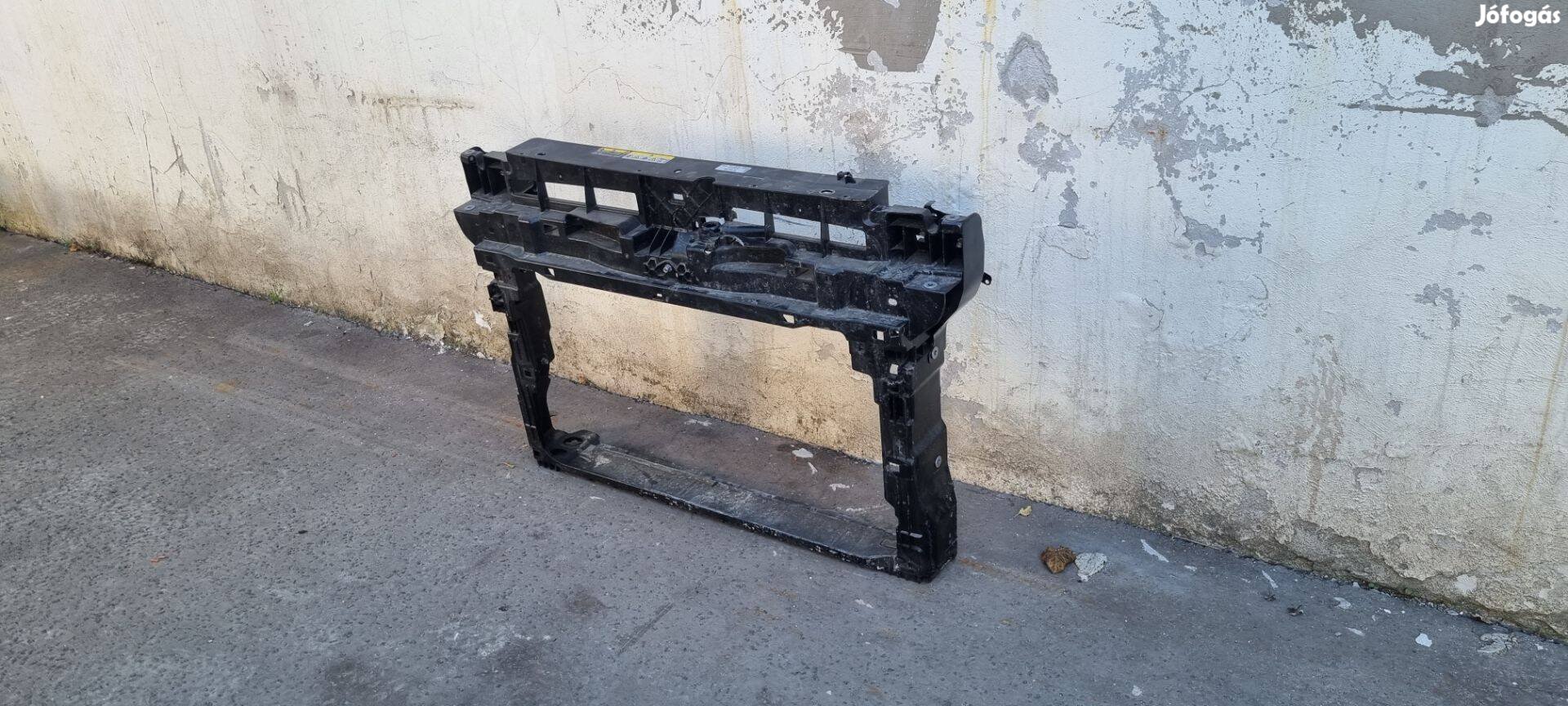 Volkswagen Caddy 20- Homlokfal zárhíd 2K7805588G sérült