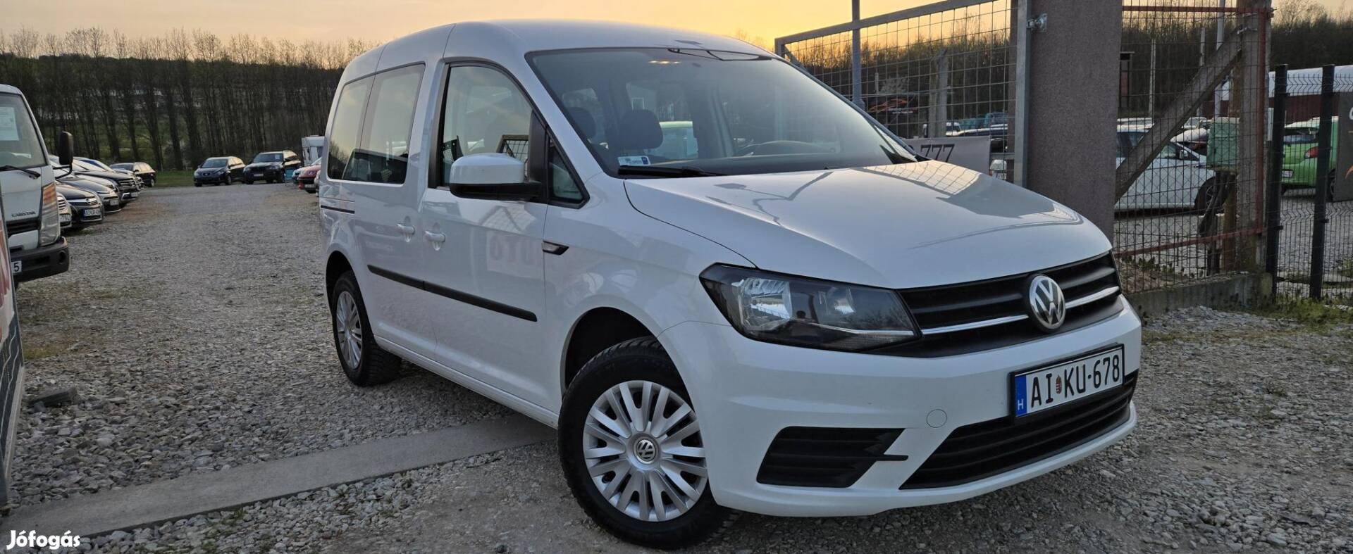 Volkswagen Caddy 2.0 TDI SCR BMT Family Újszerű...