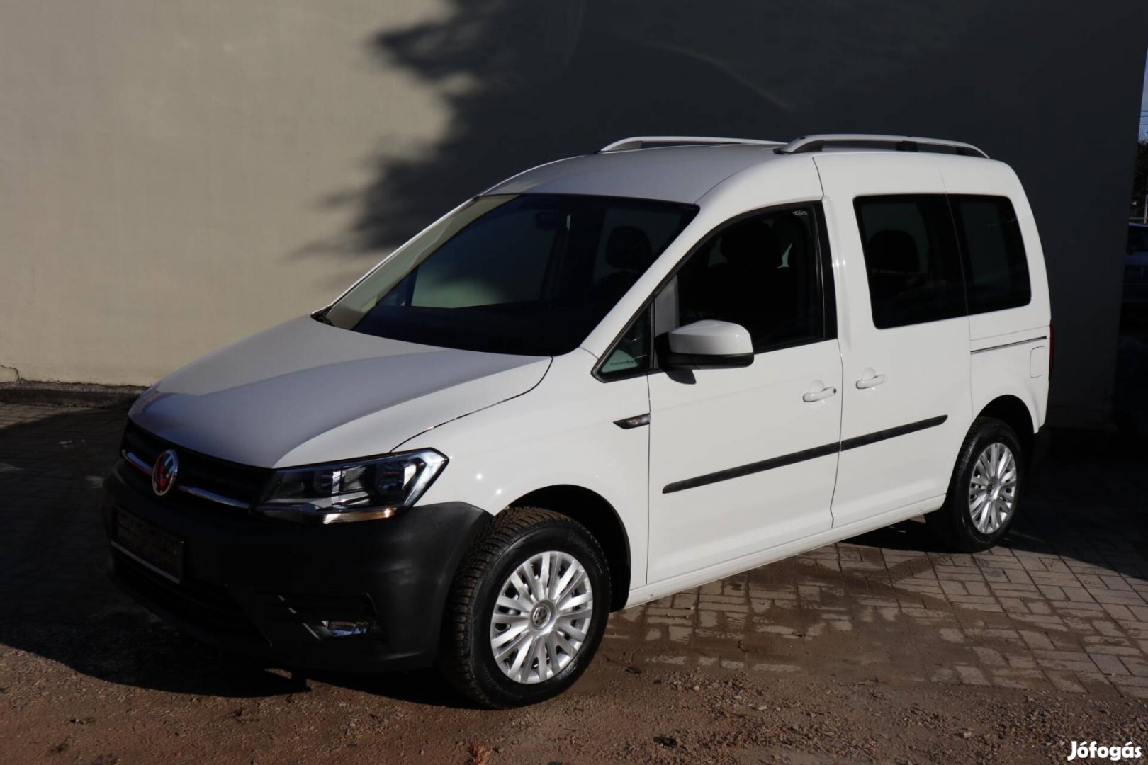 Volkswagen Caddy 2.0 TDI SCR BMT Family vezetet...