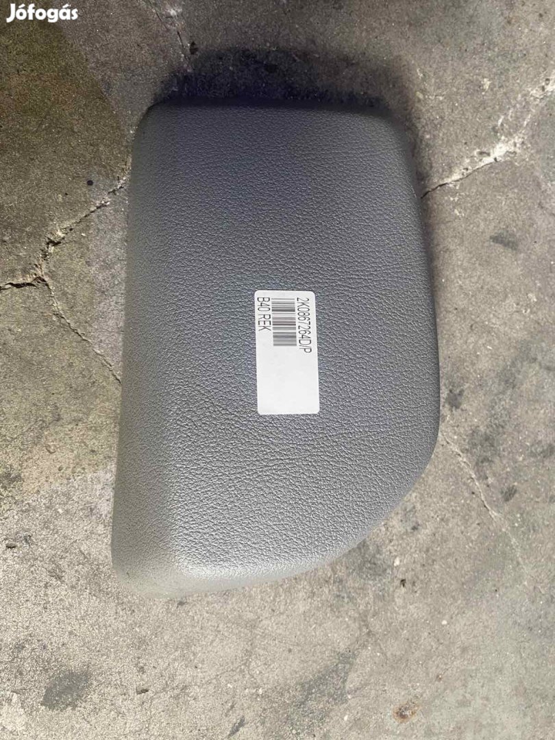 Volkswagen Caddy C oszlop biztonsági öv burkolat 2K0867264D eladó