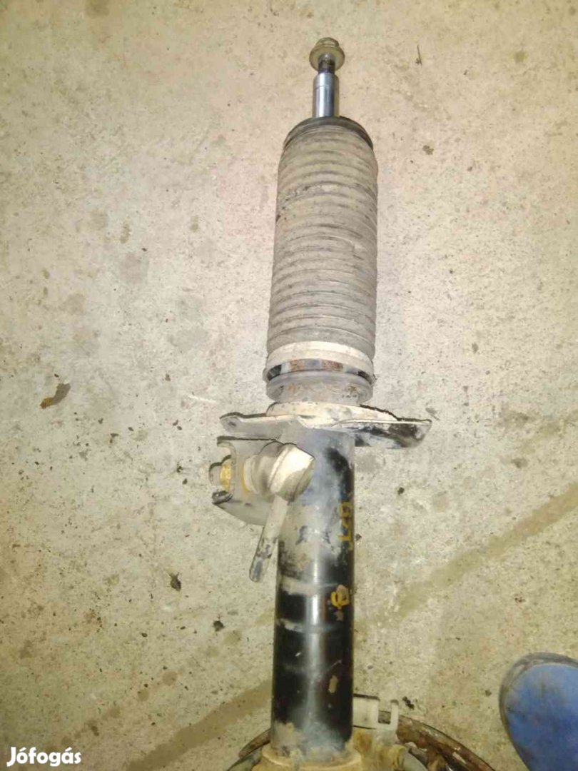 Volkswagen Caddy III 03-09 Első Lengéscsillapító