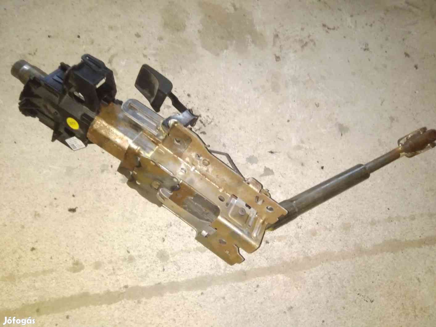 Volkswagen Caddy III 03-09 Kormányoszlop Kormánykardán