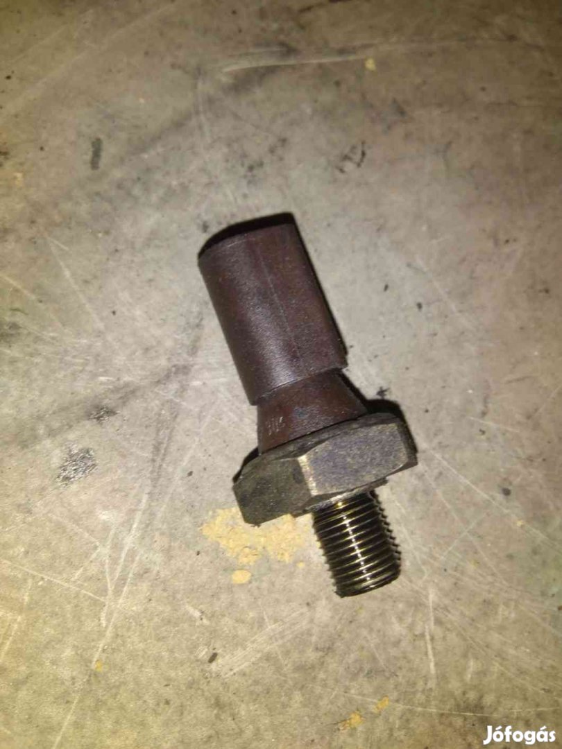 Volkswagen Caddy III 03-09 Olajnyomás Érzékelő