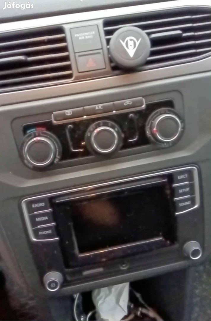 Volkswagen Caddy Maxi gyári 7 személyes as16000 km eladó