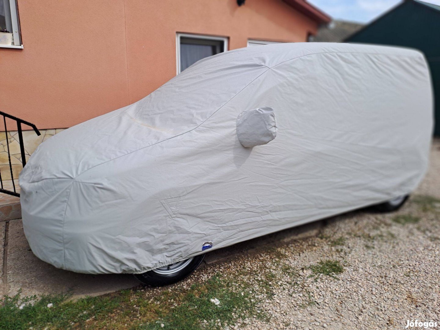 Volkswagen Caddy méretre varrt polár bélésű vízhatlan ponyva(Coverman)