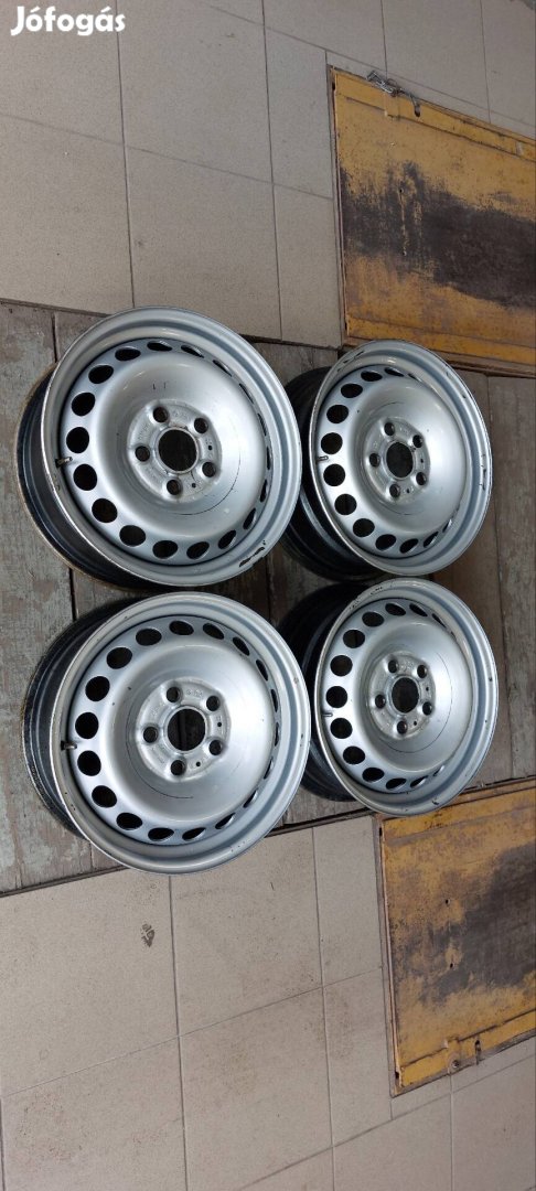 Volkswagen Crafter 16" Lemezfelni 