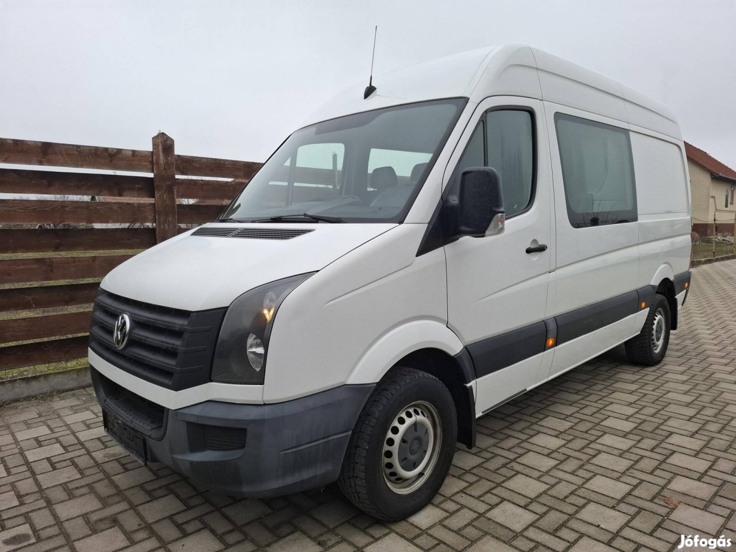 Volkswagen Crafter 2.0 CR TDI 35 L2H2 6 Személy...