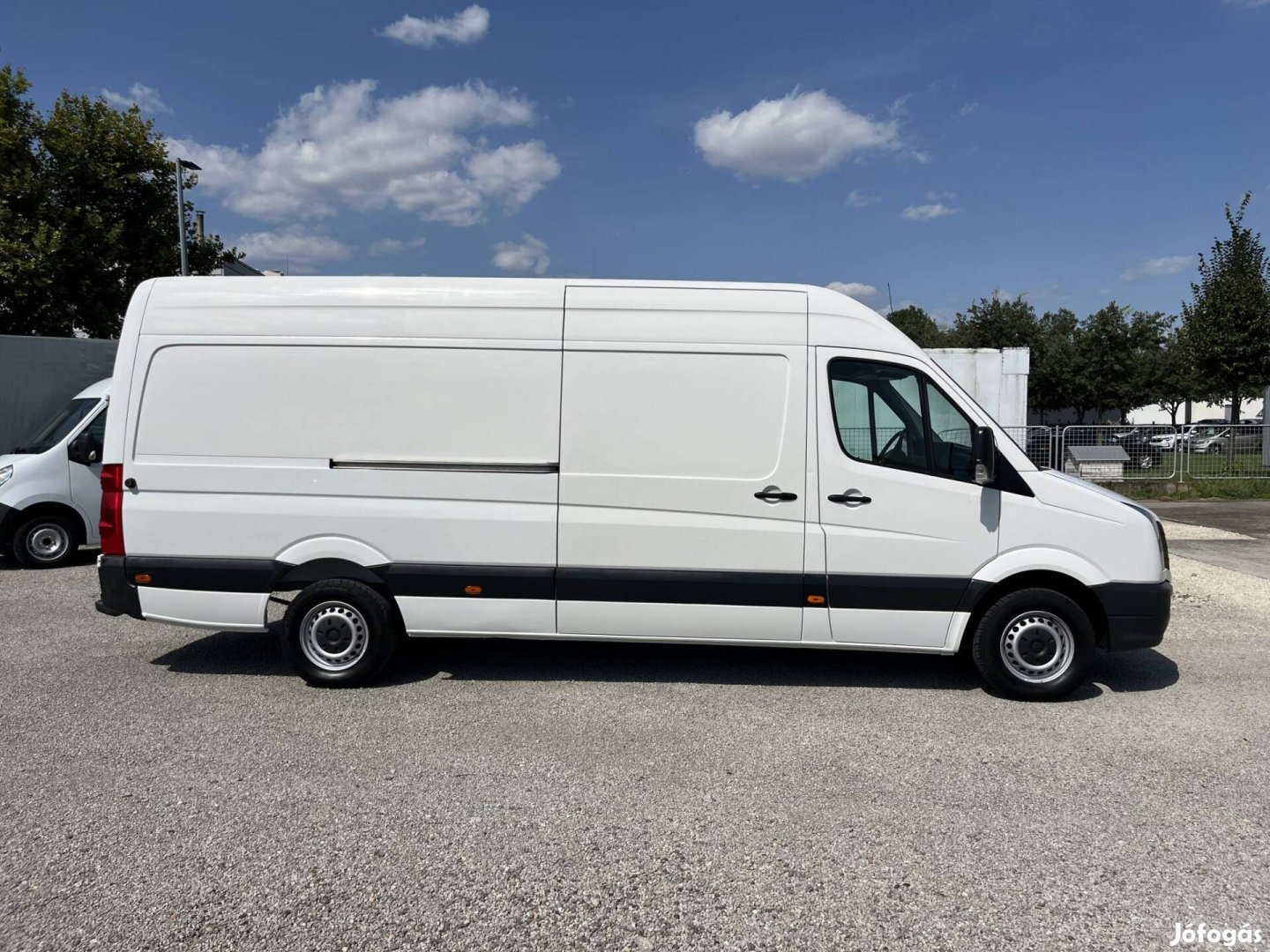 Volkswagen Crafter 4.3m rakodótér