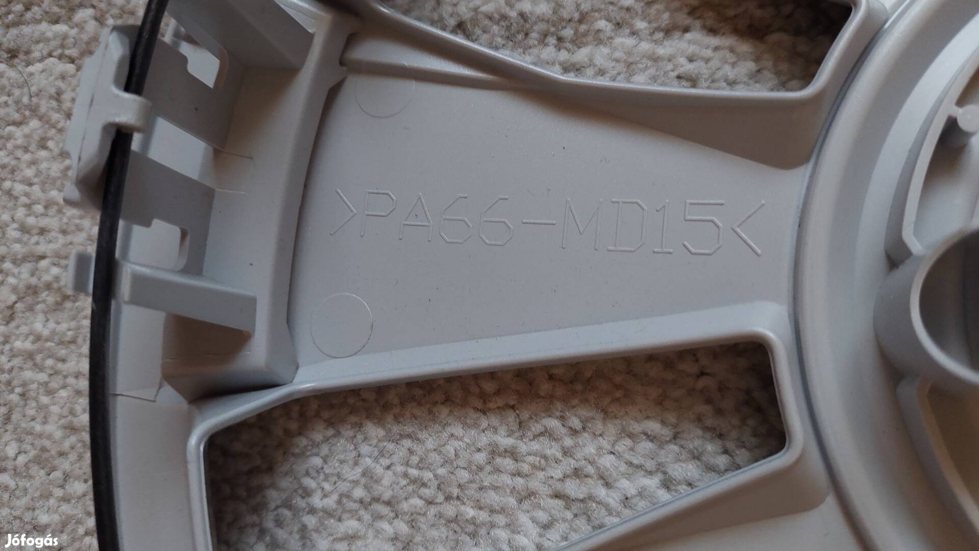 Volkswagen Eredeti dísztárcsa garnitúra. 15"