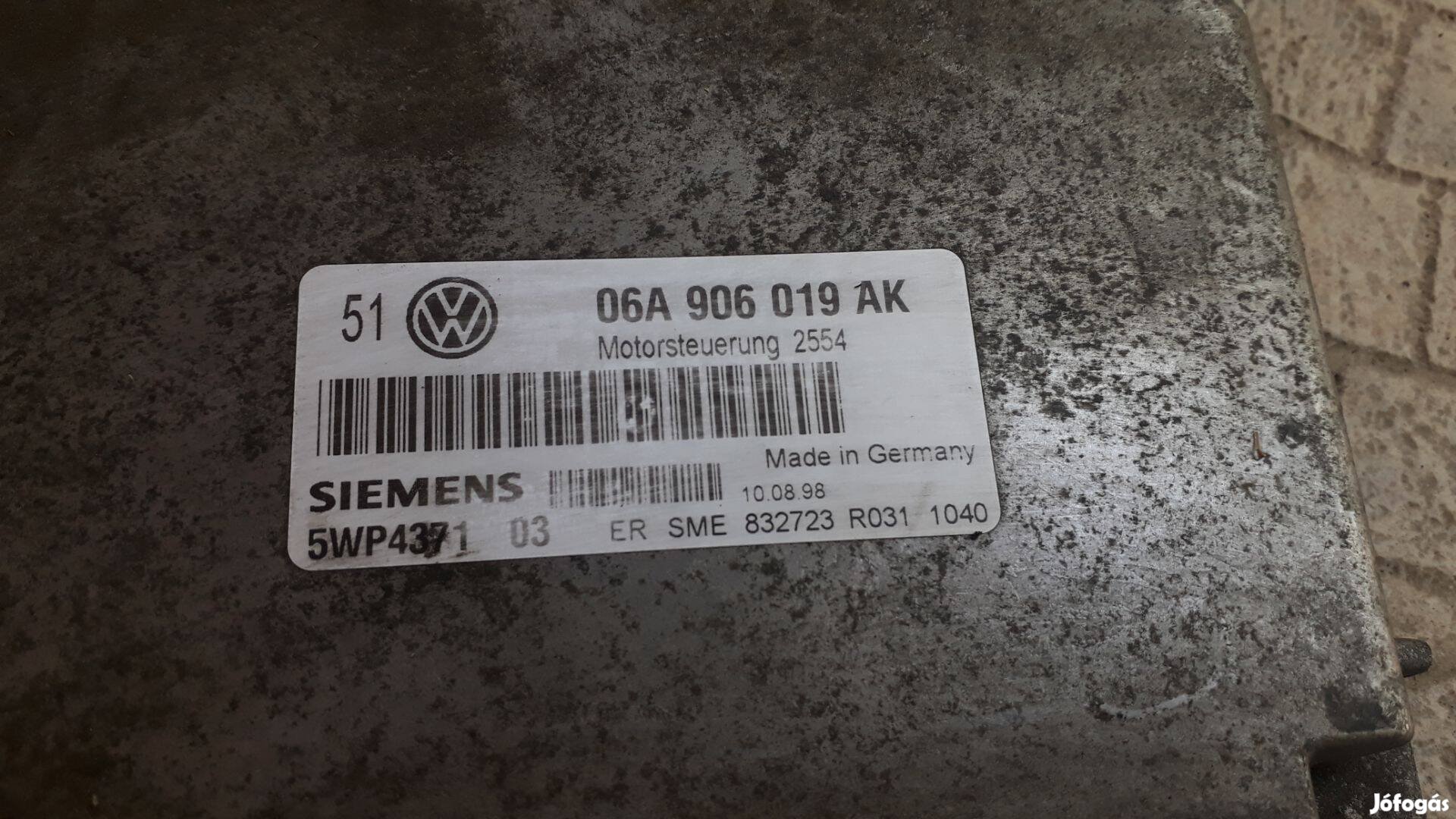 Volkswagen Golf 4 1.6 AKL kódú Motorvezérlő 06A906019AK
