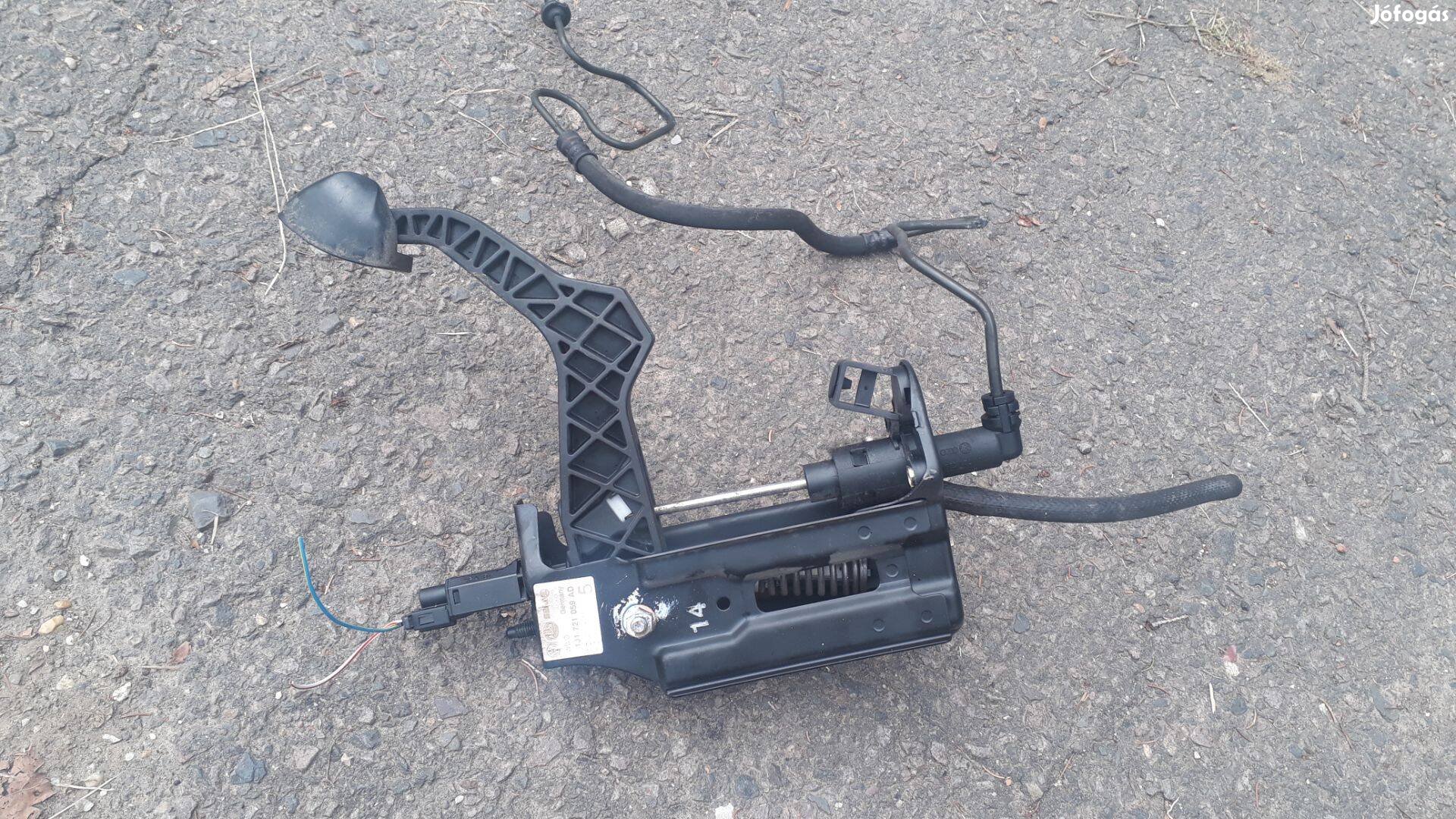 Volkswagen Golf 4 Bora 1.9 TDI kuplung pedál kinyomó