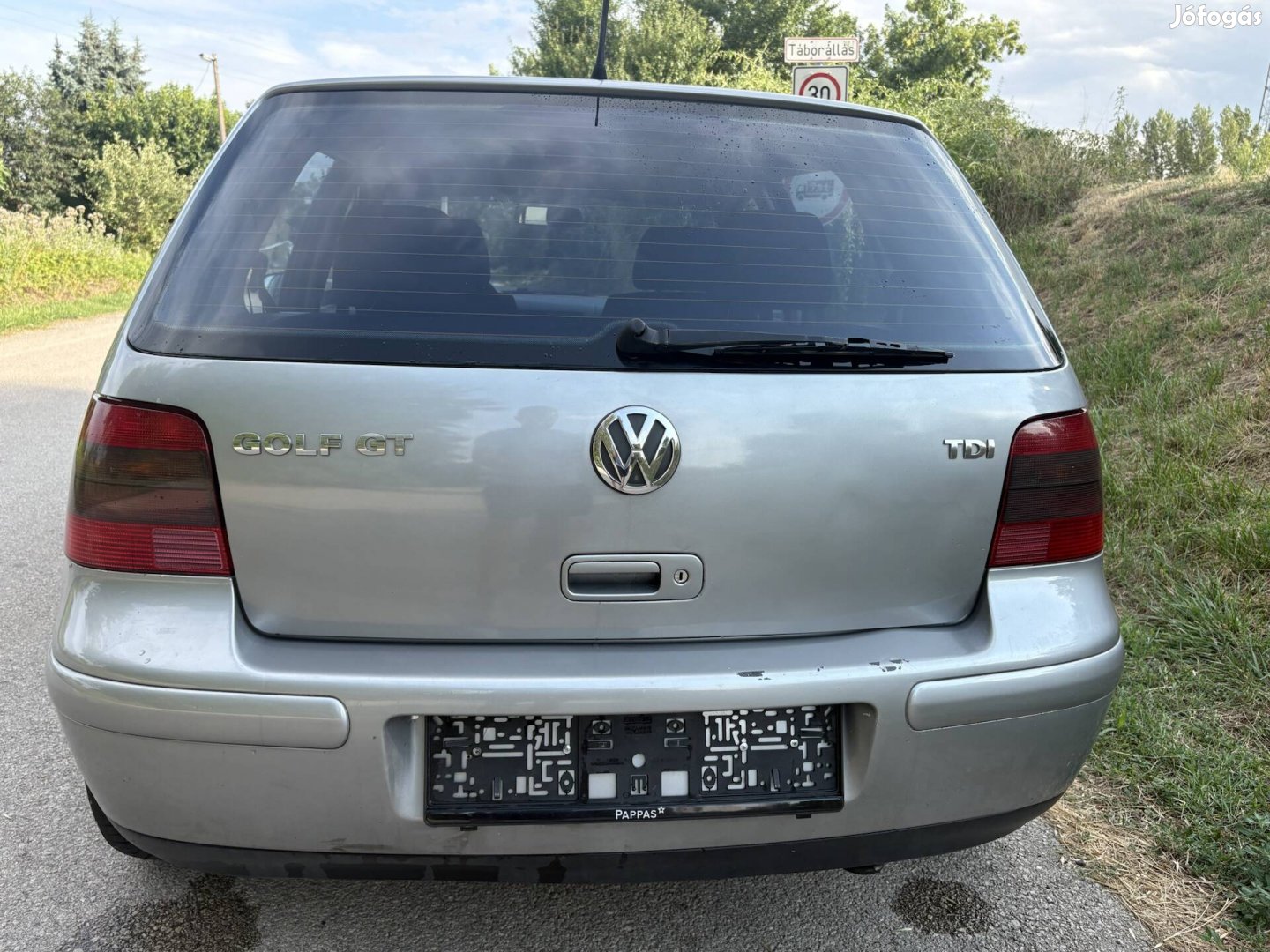 Volkswagen Golf 4 LD7V hátsó lökhárító