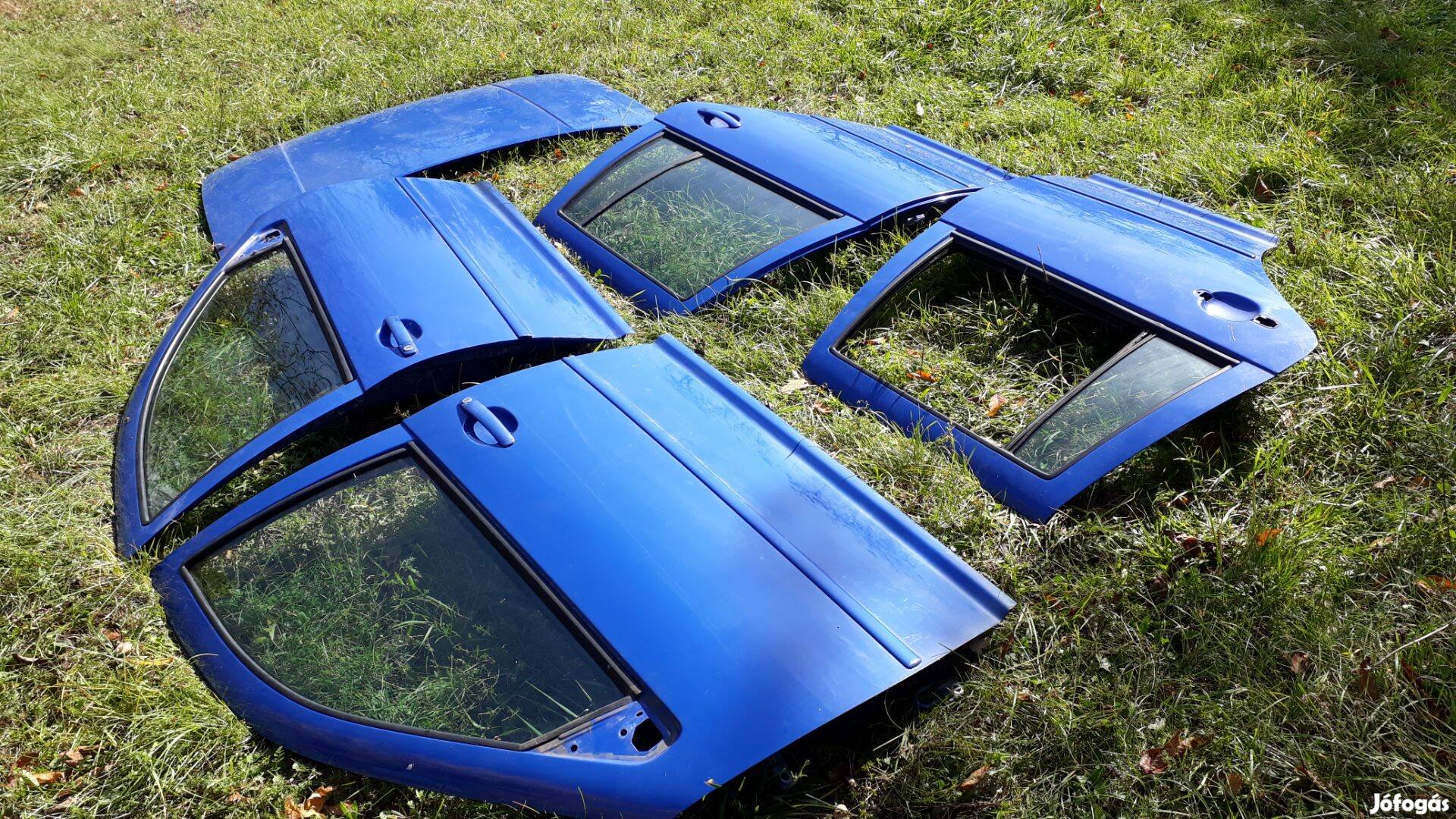 Volkswagen Golf 4 bora bal hátsó ajtó LW5Z Varianthoz kék