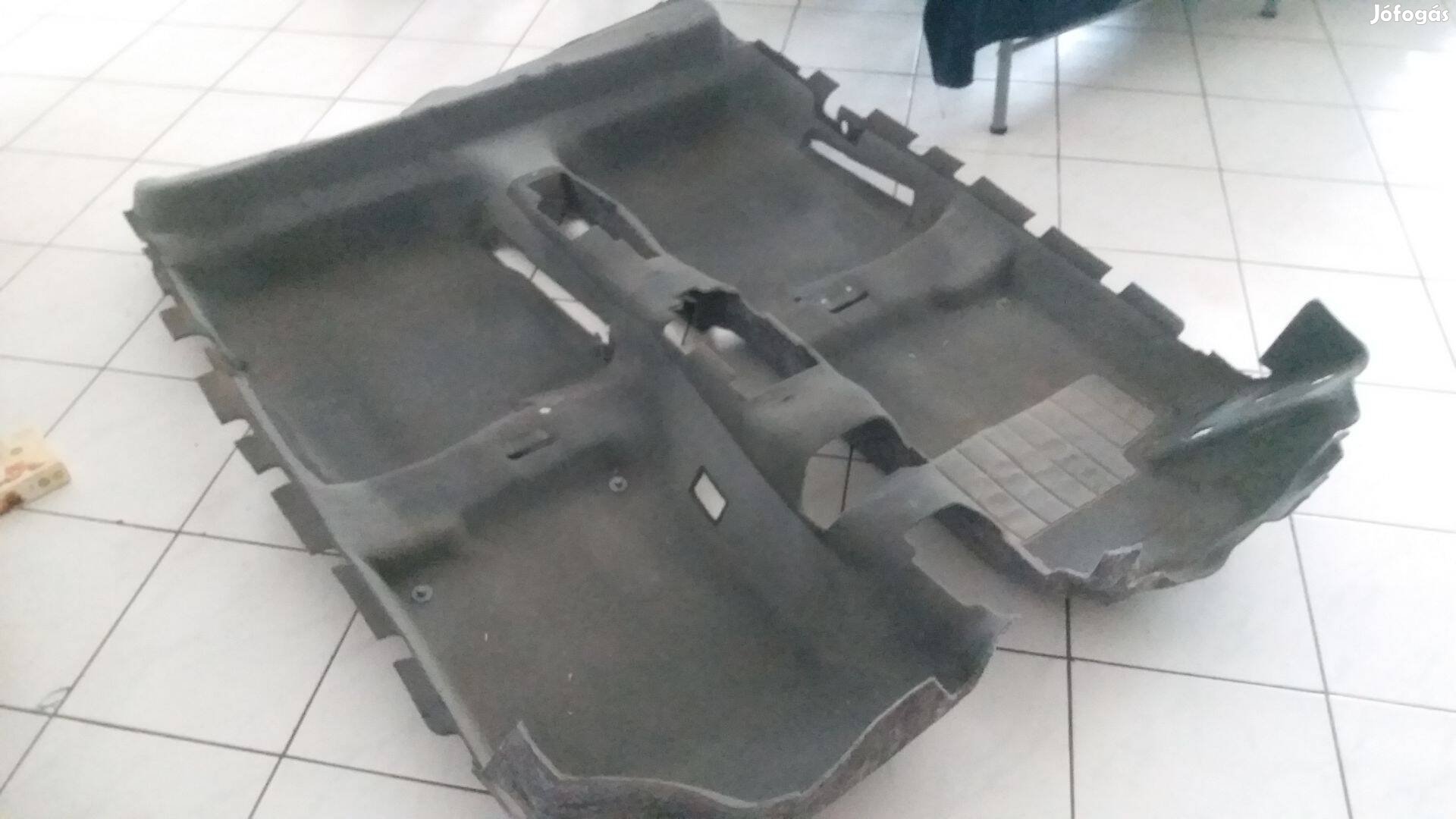 Volkswagen Golf 4 bora padló szőnyeg kárpit gyári