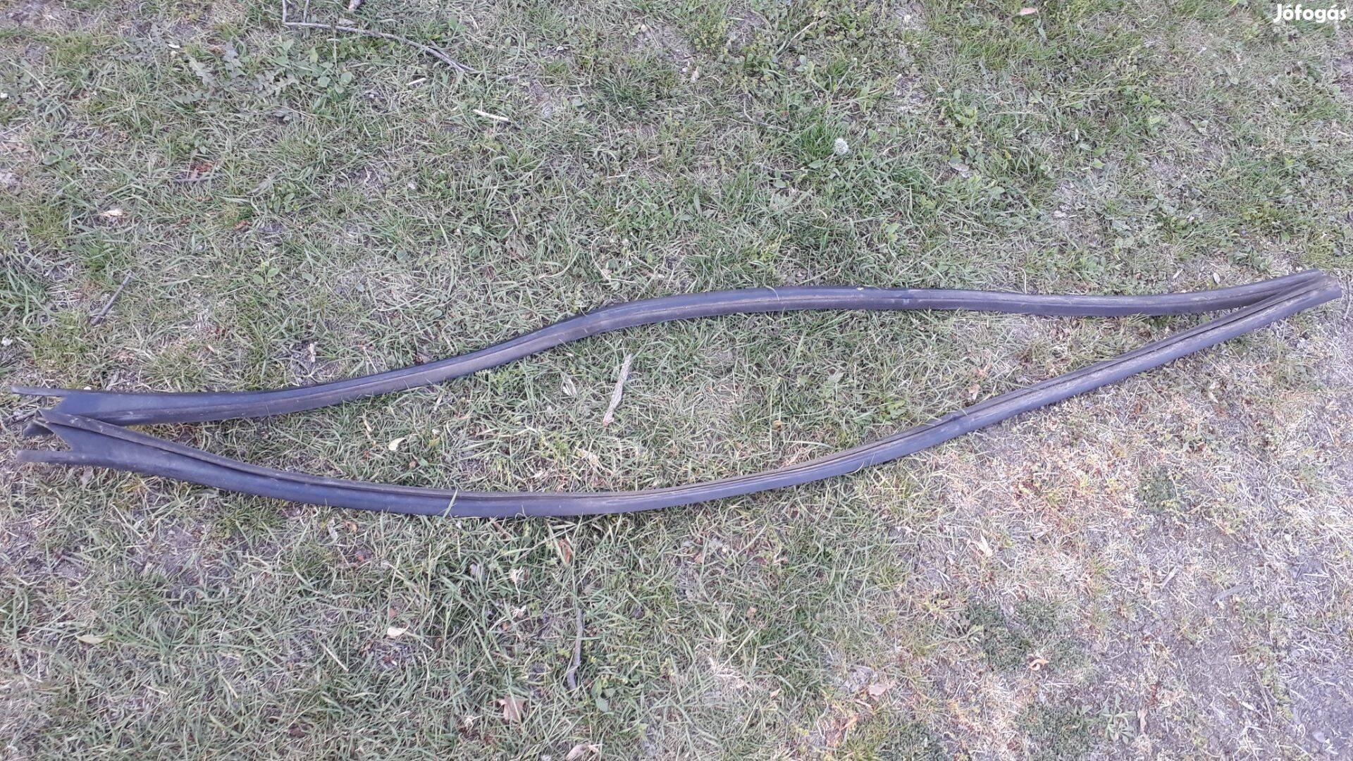 Volkswagen Golf 4 gumikéder felső víz elvezető vízvető 3