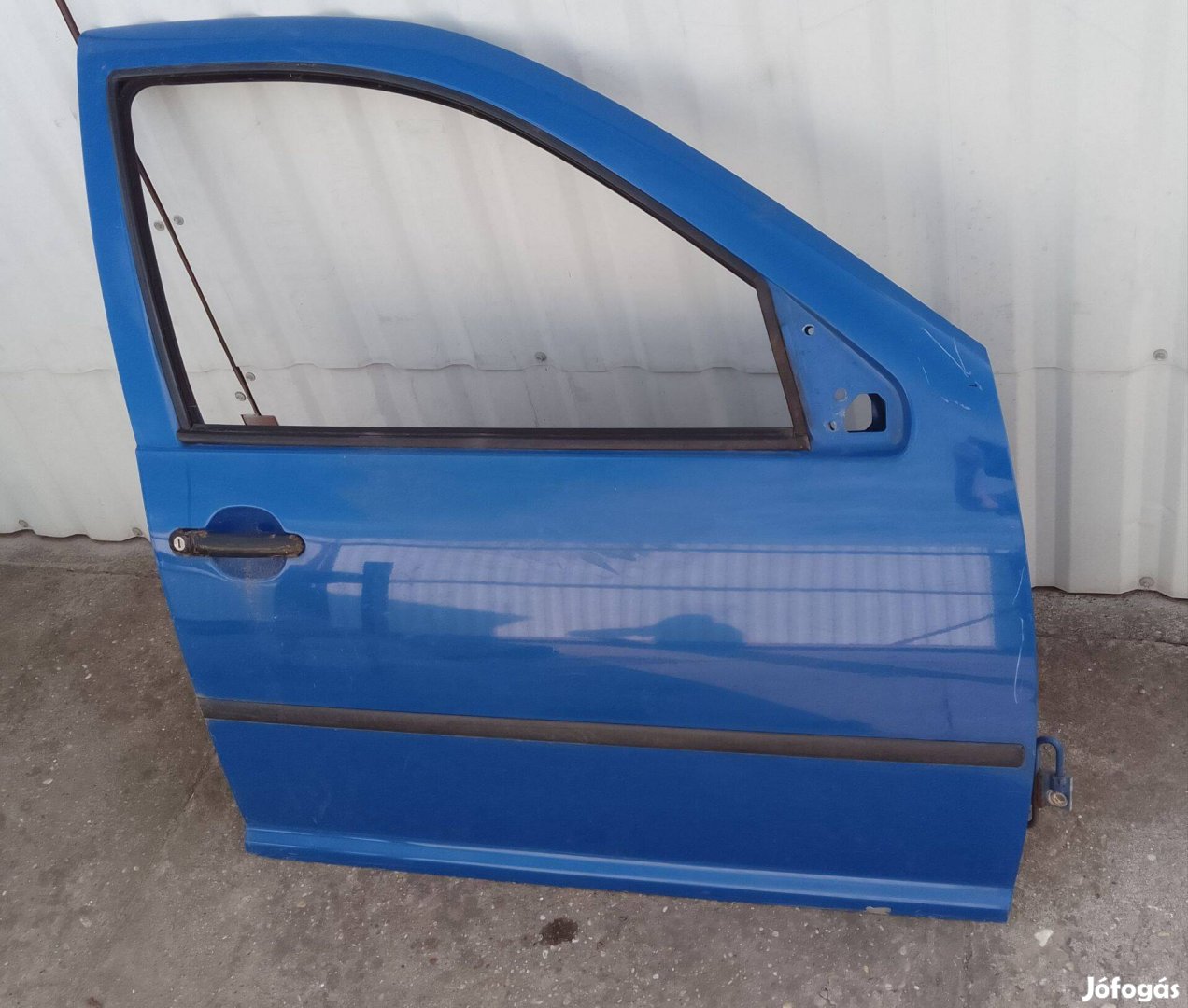 Volkswagen Golf 4 jobb első ajtó. Személyesen