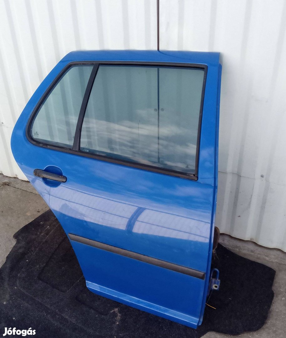 Volkswagen Golf 4 jobb hátsó ajtó. Személyesen