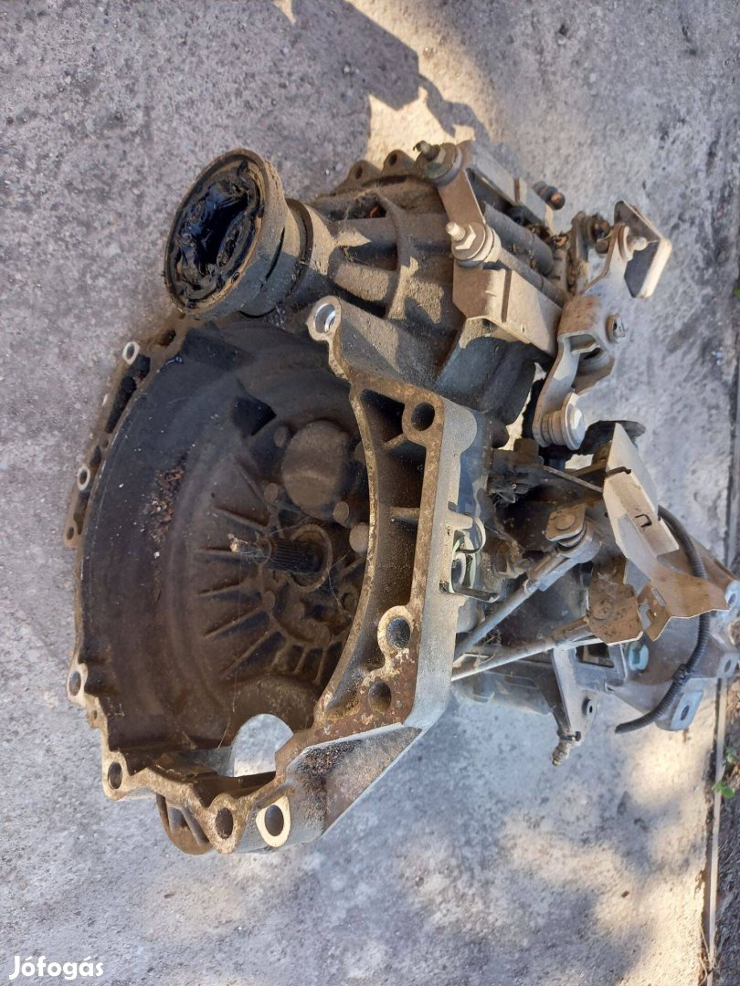 Volkswagen Golf 4 sebesség váltó Duw