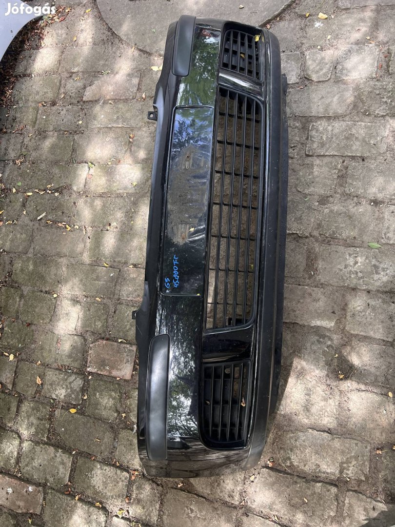 Volkswagen Golf 5 első lökhárító 