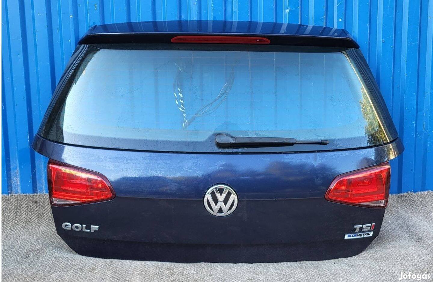Volkswagen Golf 7 VII 2013- csomagtér ajtó rozsdamentes