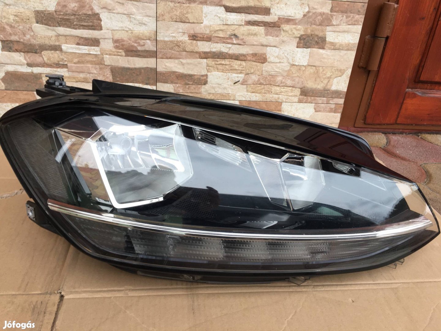 Volkswagen Golf 7 facelift jobb első fényszóró