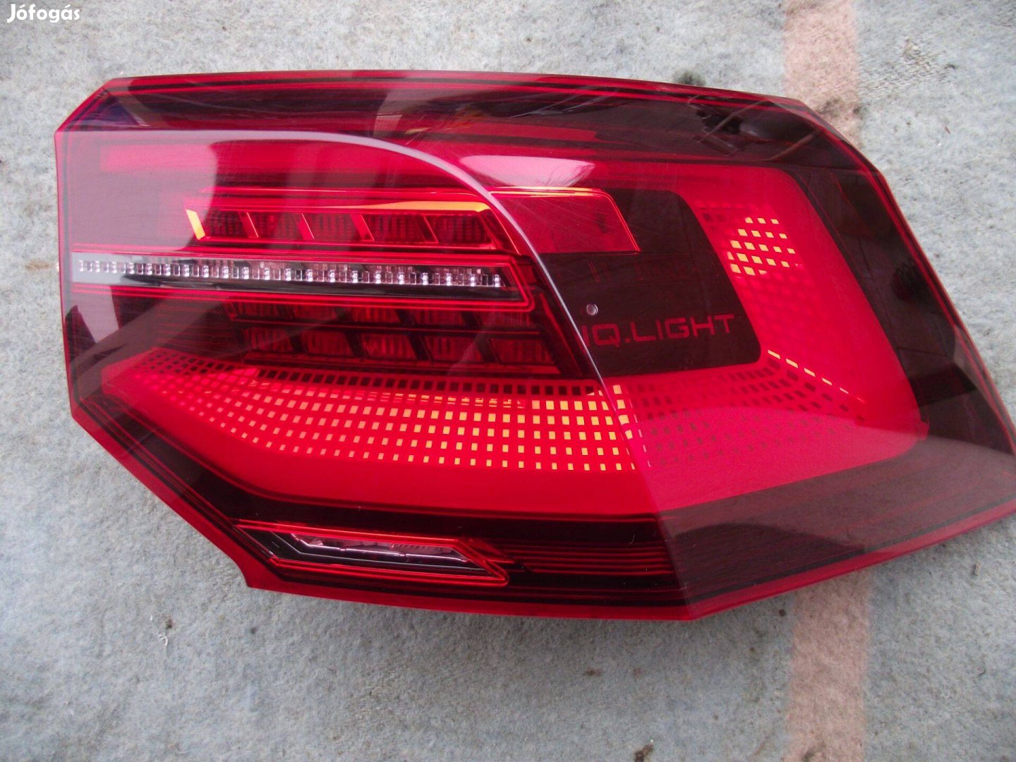 Volkswagen Golf 8 jobb hátsó LED lámpa 2020-tól 5H0945208A