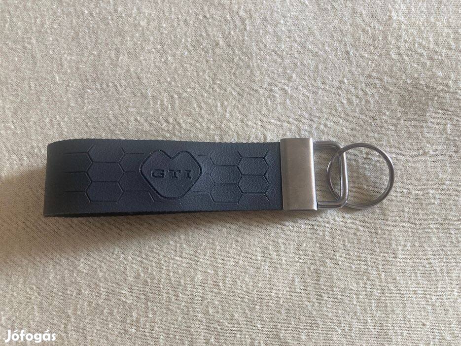 Volkswagen Golf GTI fekete kulcstartó
