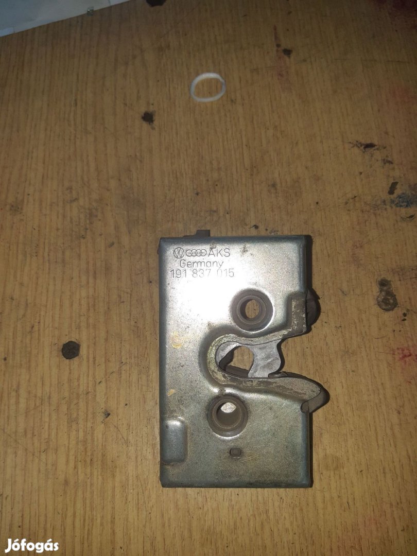 Volkswagen Golf II Bal Első Ajtó Zárszerkezet