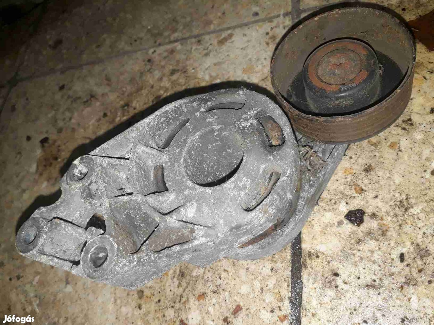 Volkswagen Golf IV Hosszbordás Szíj Feszítő