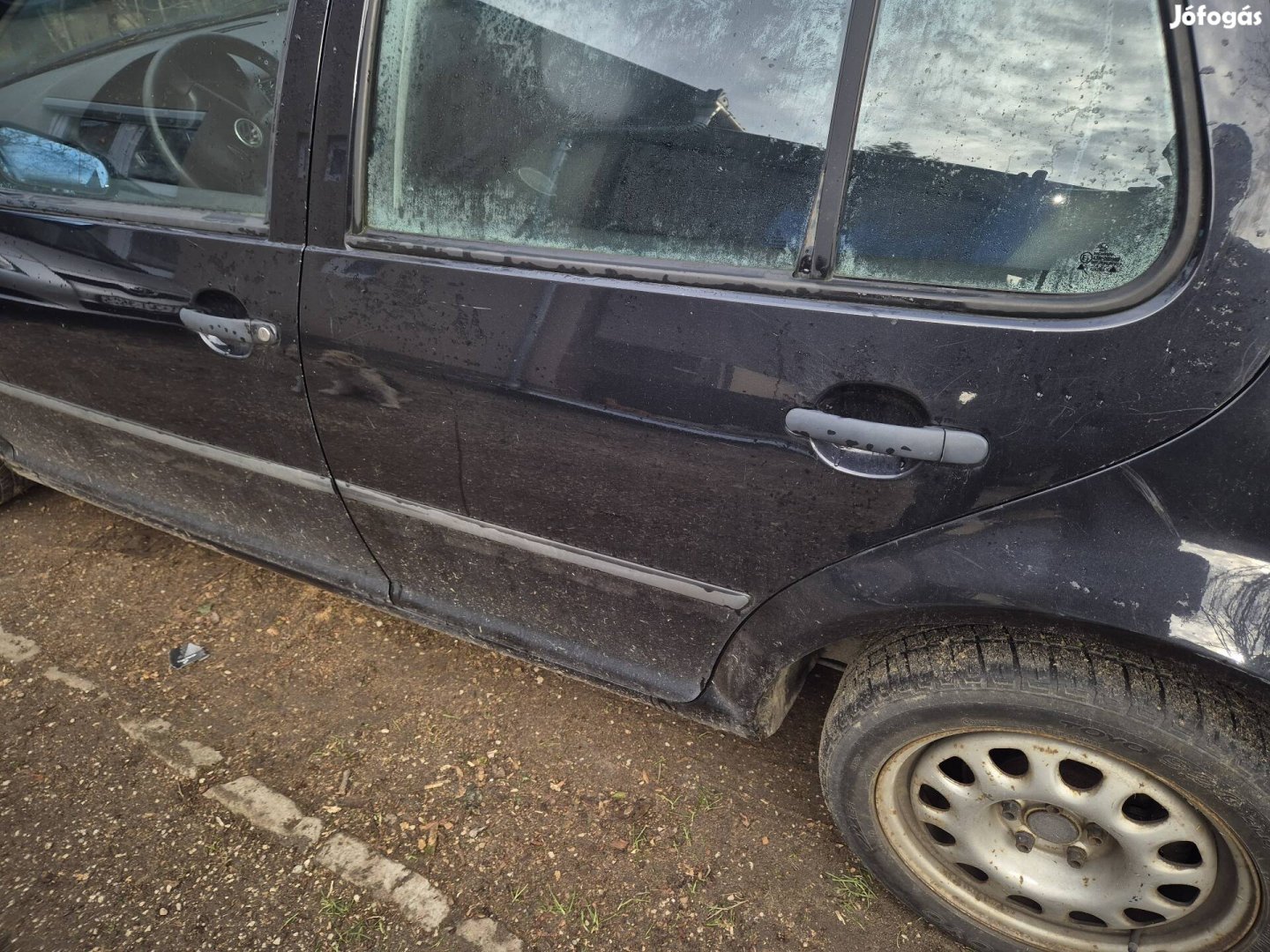 Volkswagen Golf IV ajtók eladók 