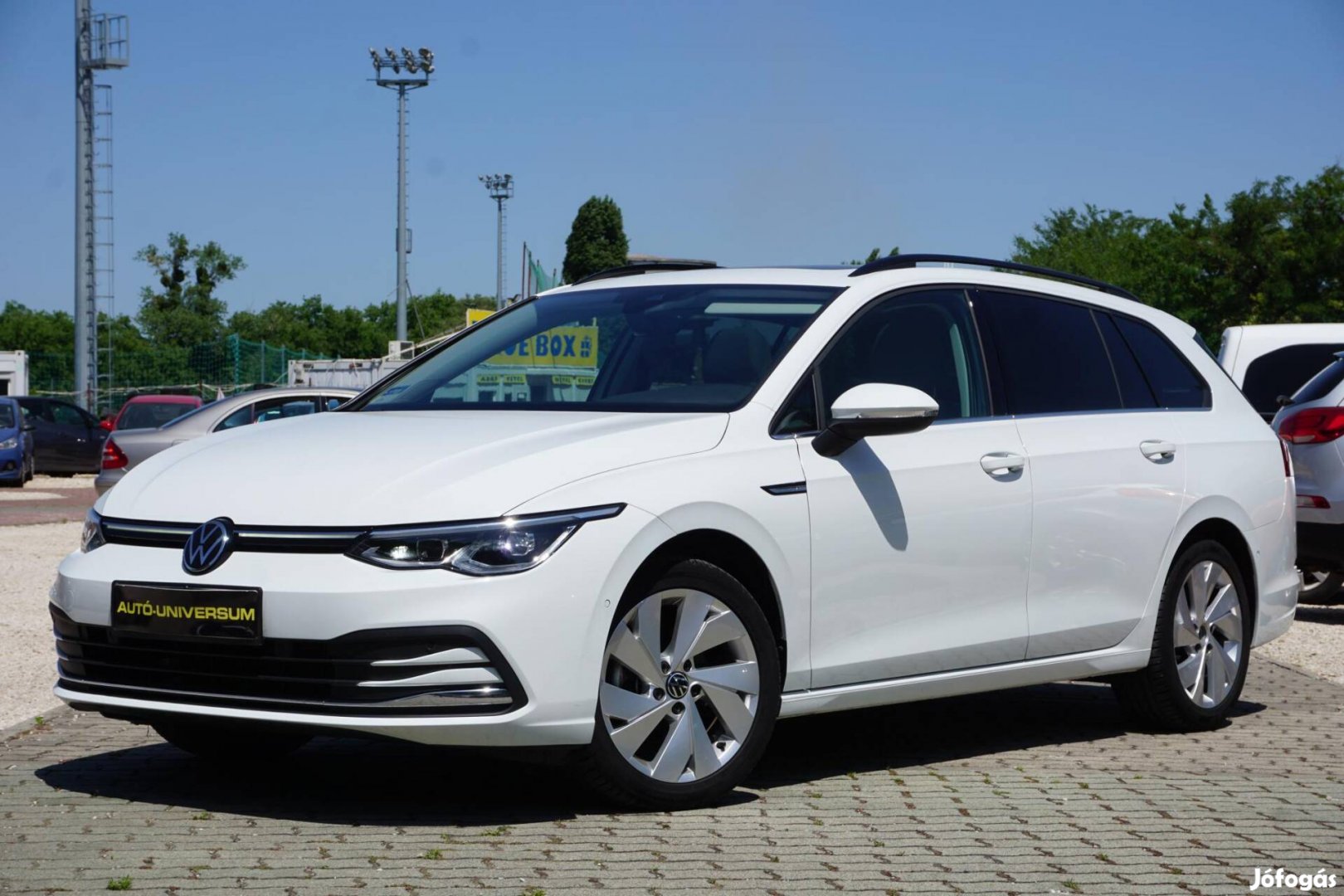 Volkswagen Golf VIII Variant 1.5 TSI ACT Style...