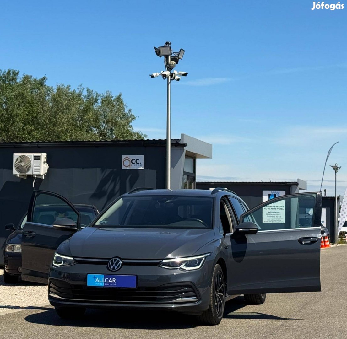 Volkswagen Golf VIII Variant 1.5 eTSI ACT Style...