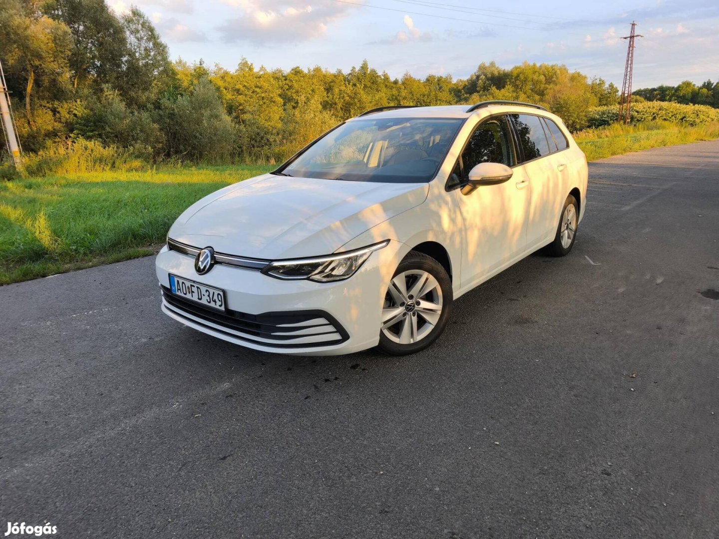 Volkswagen Golf VIII Variant 2.0 TDI Life Nagys...