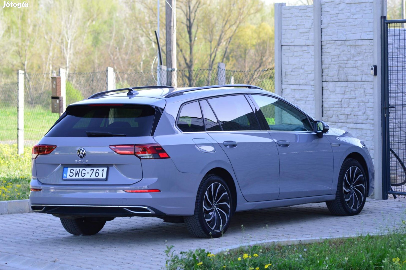 Volkswagen Golf VIII Variant 2.0 TDI SCR Style...