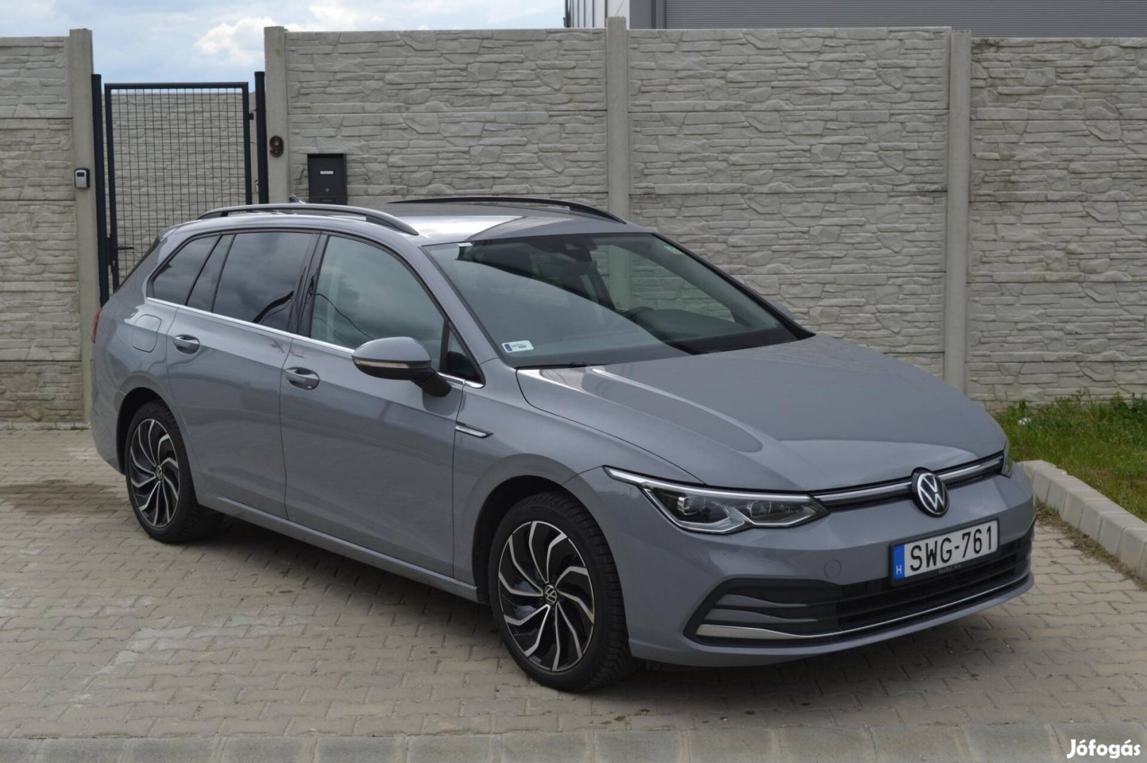 Volkswagen Golf VIII Variant 2.0 TDI SCR Style...