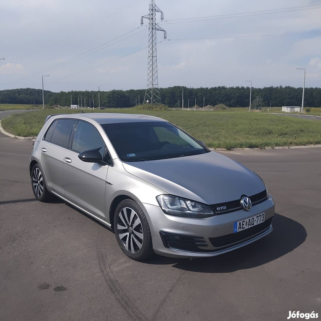 Volkswagen Golf VII 2.0Tdi Highline DSG
