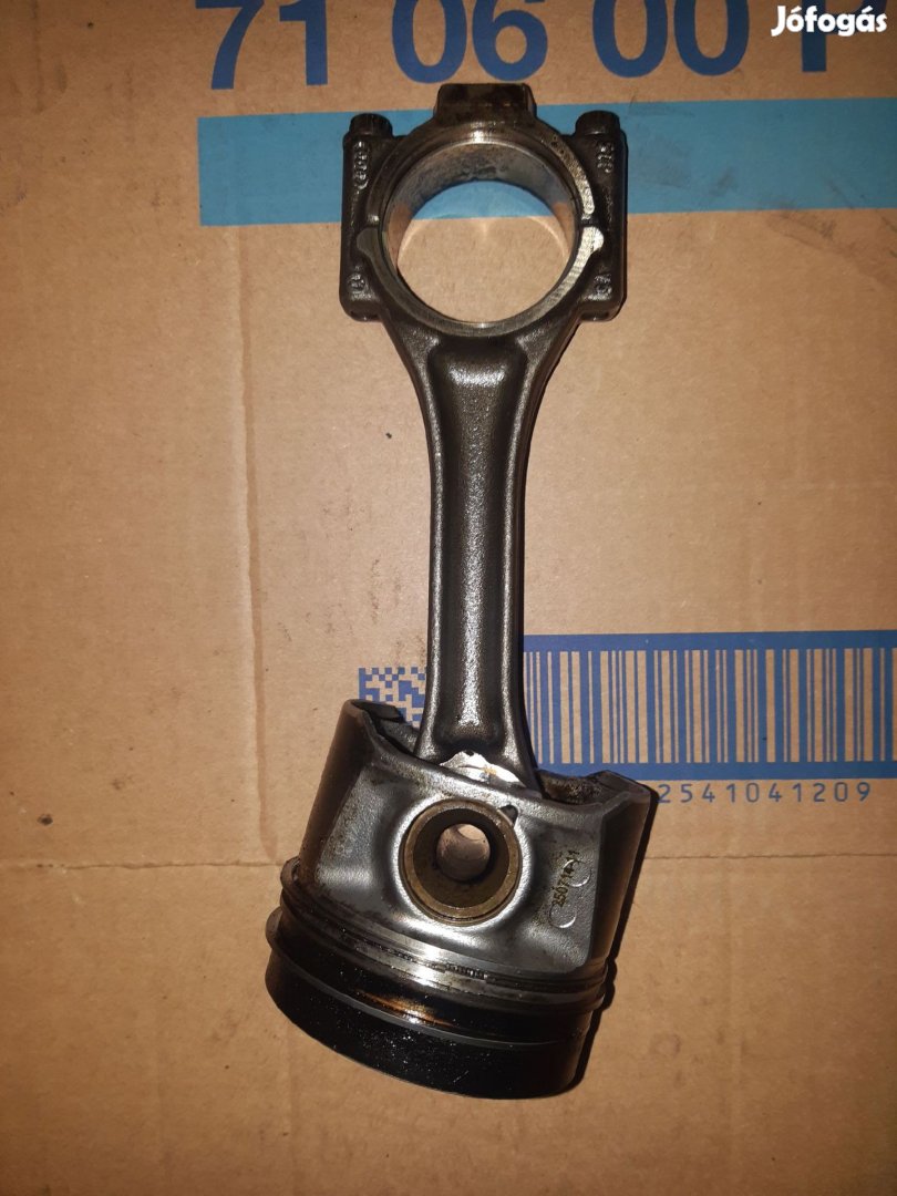 Volkswagen Golf VII Dugattyú Hajtókar