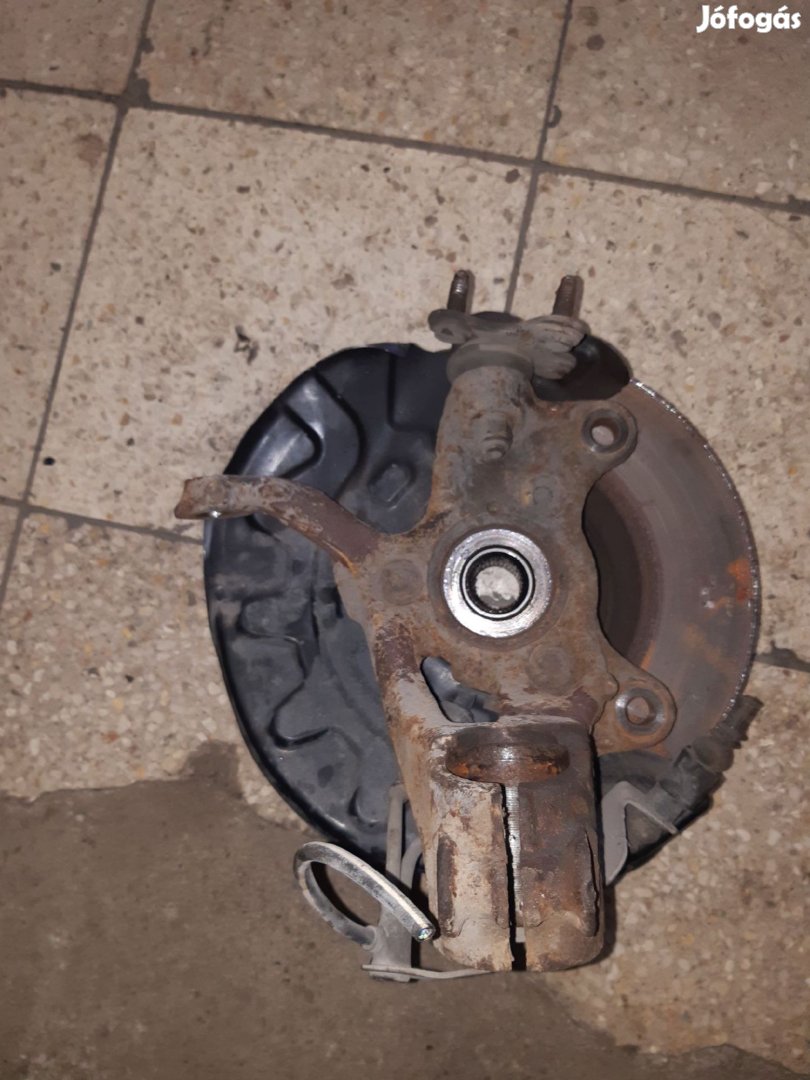 Volkswagen Golf VII Jobb Első Csonkállvány Kerékaggyal ABS